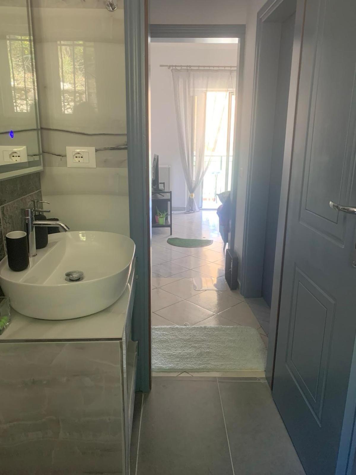 Qeparo View Rooms 외부 사진